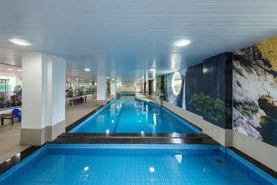 piscina 05 - omnibees.jpg