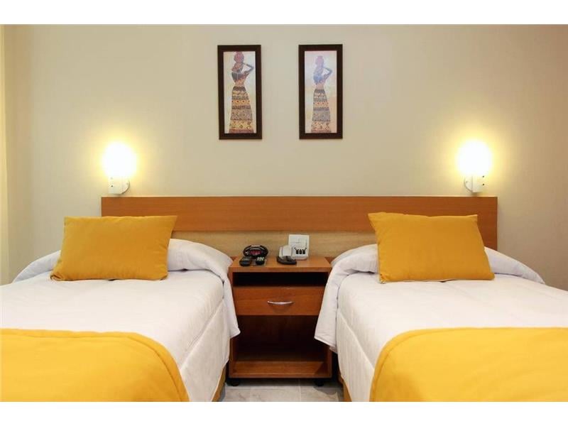 Hotel 
