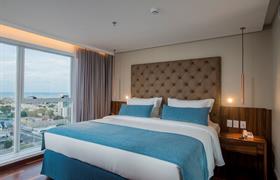 Suíte do Hotel Luzeiros Recife