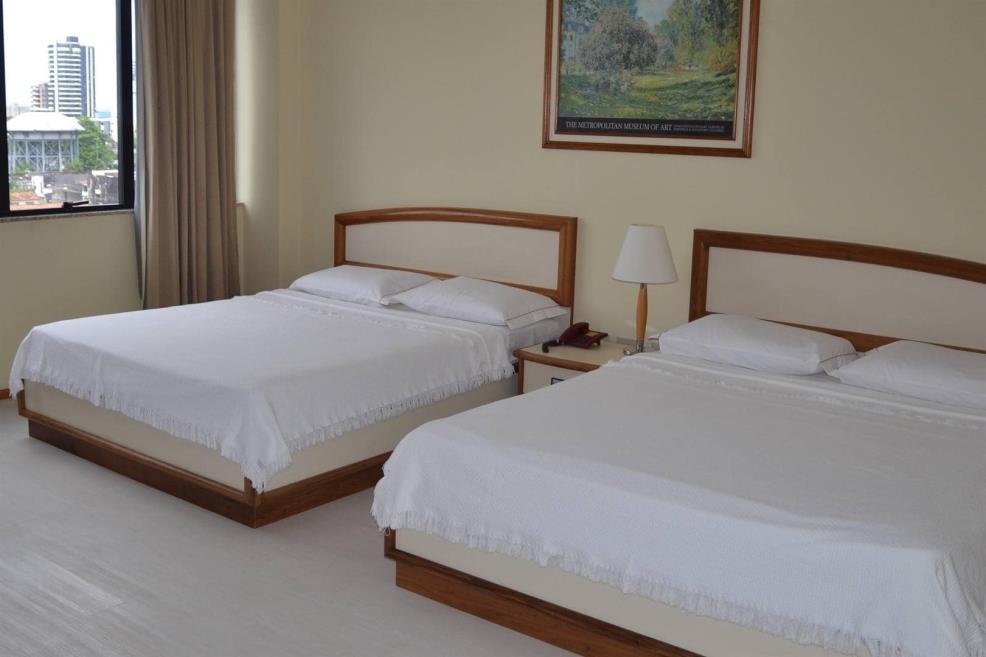 room 2 camas menor.jpg