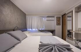 Quarto Triplo Standard do Atlântico Praia Hotel - João Pessoa