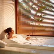 Bangalô Super Luxo - vista para o mar e banheira de hidromassagem.