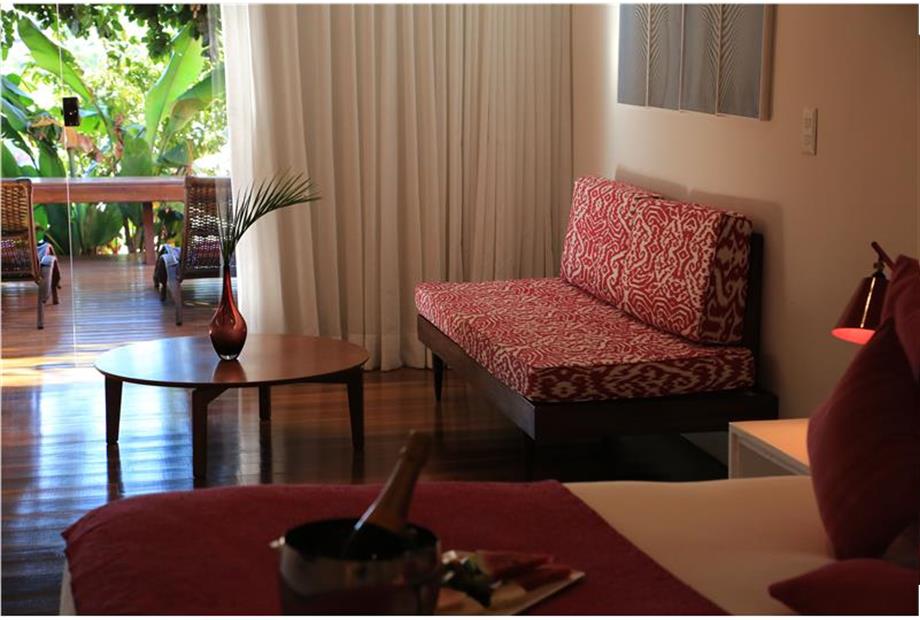 SUÍTE INSOLITO - PALAVRAS AÉREAS