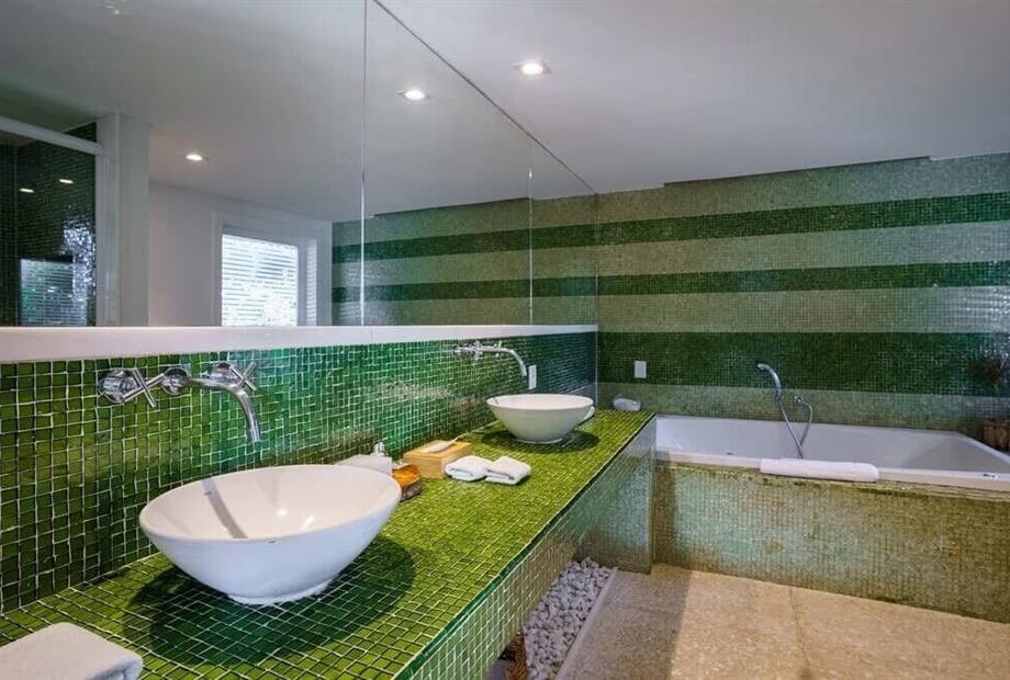 uhni - insólito com piscina(5).jpg