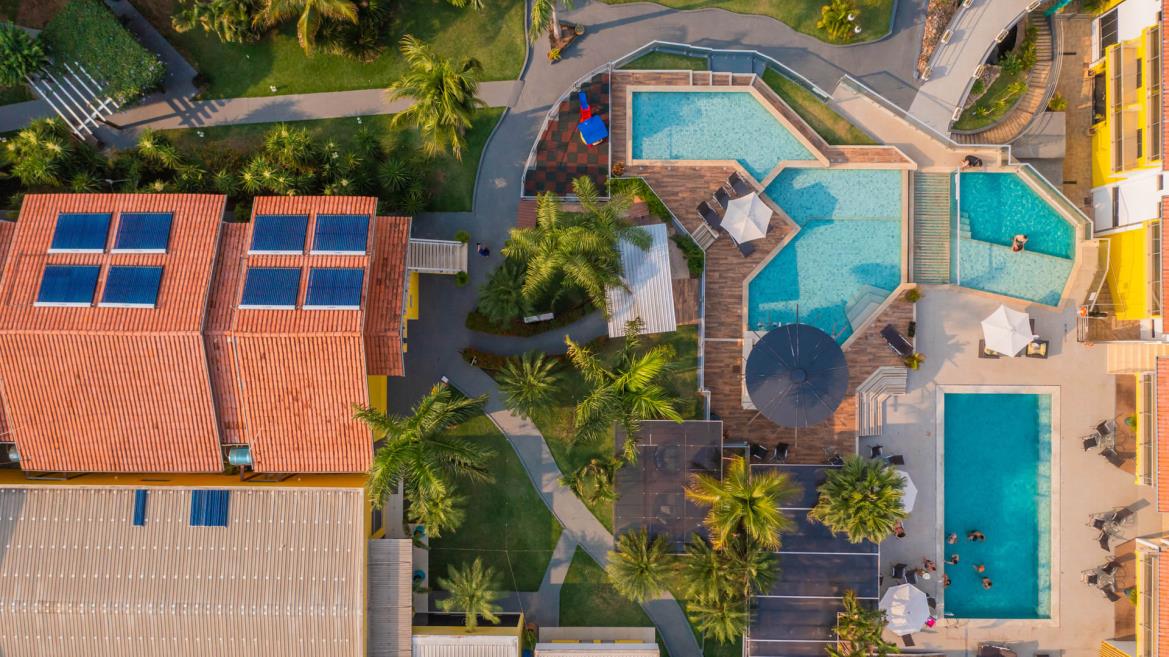 piscinadji_0711.jpg