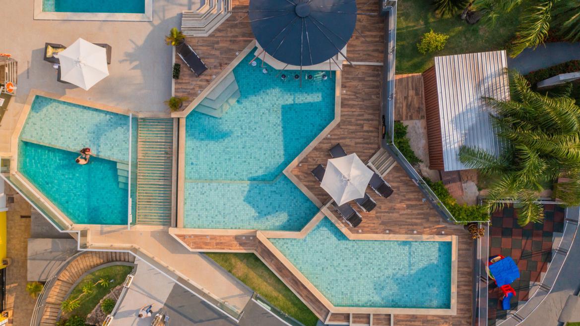 piscinadji_0718.jpg