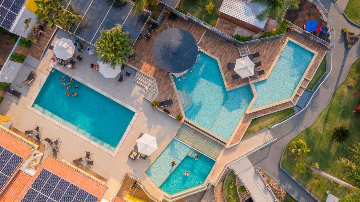 piscinadji_0708.jpg