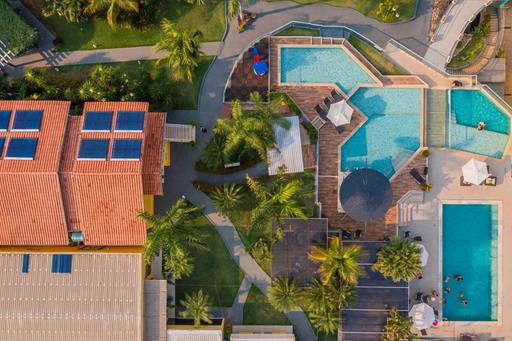 piscinadji_0711.jpg