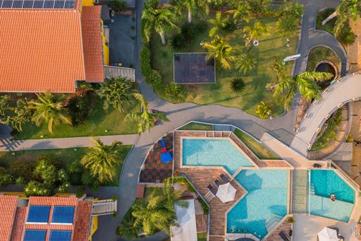 piscinadji_0714.jpg