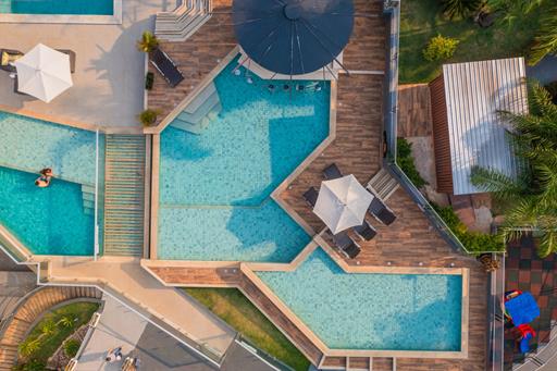 piscinadji_0718.jpg
