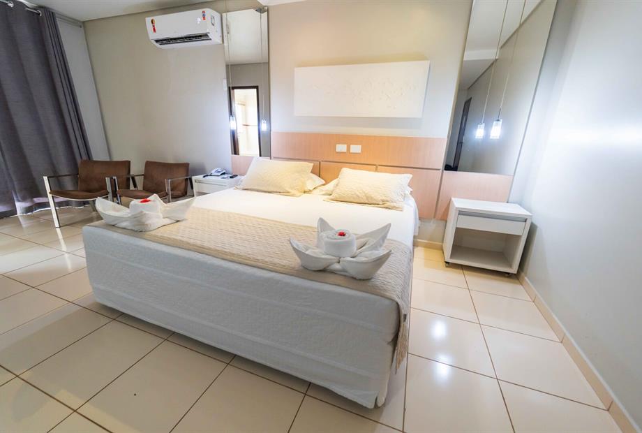 suite masterdsc03984.jpg