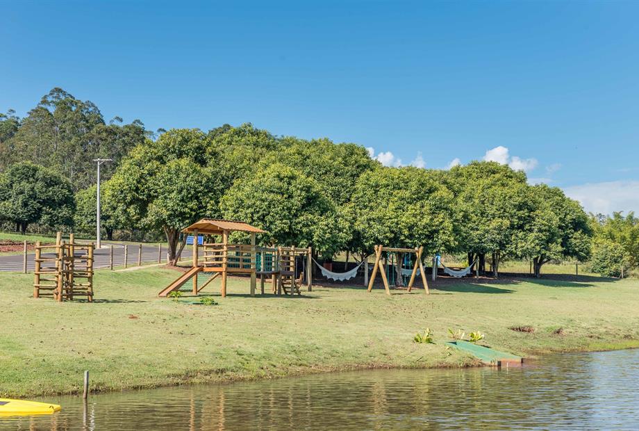 19. Play_redario.jpg