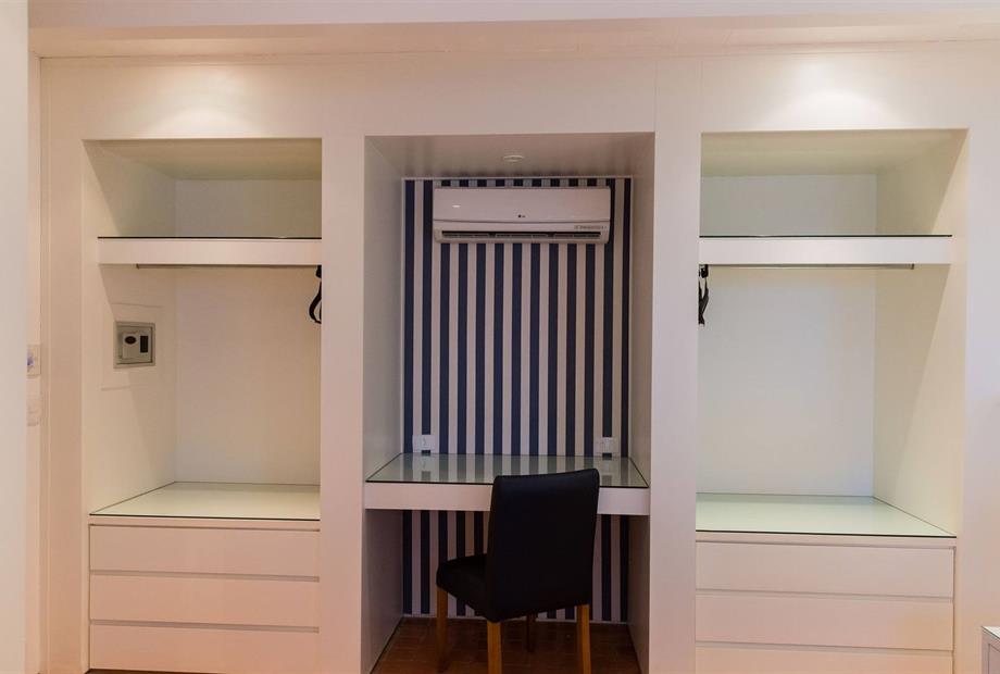 Mesa de trabalho.jpg