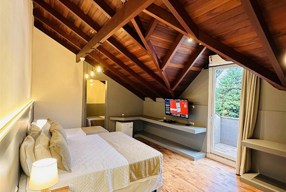 img-0191 (960x1280).jpg