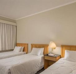 luxo triplo - 3 camas de solteiro 1.jpg