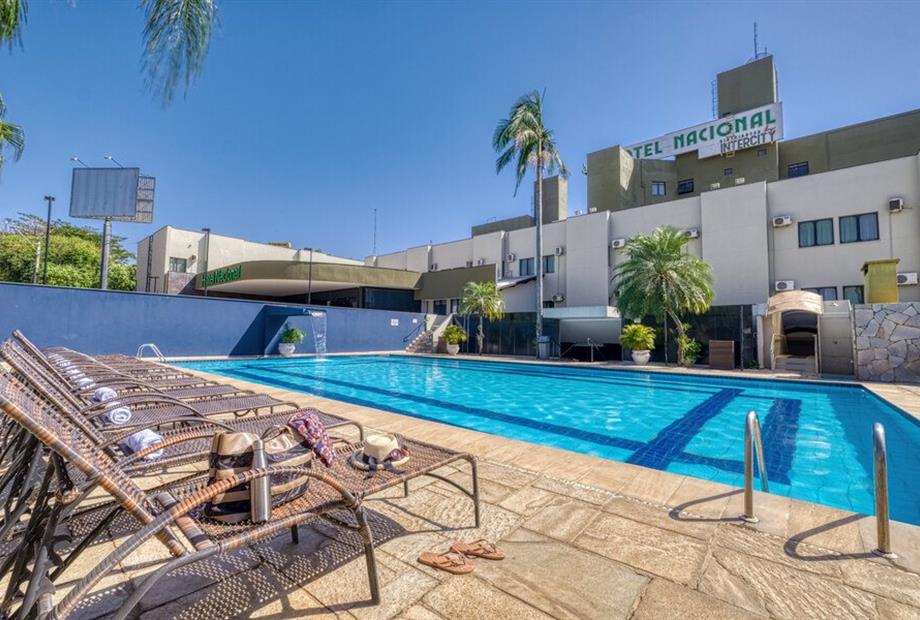 piscina 3 - nacional.jpg