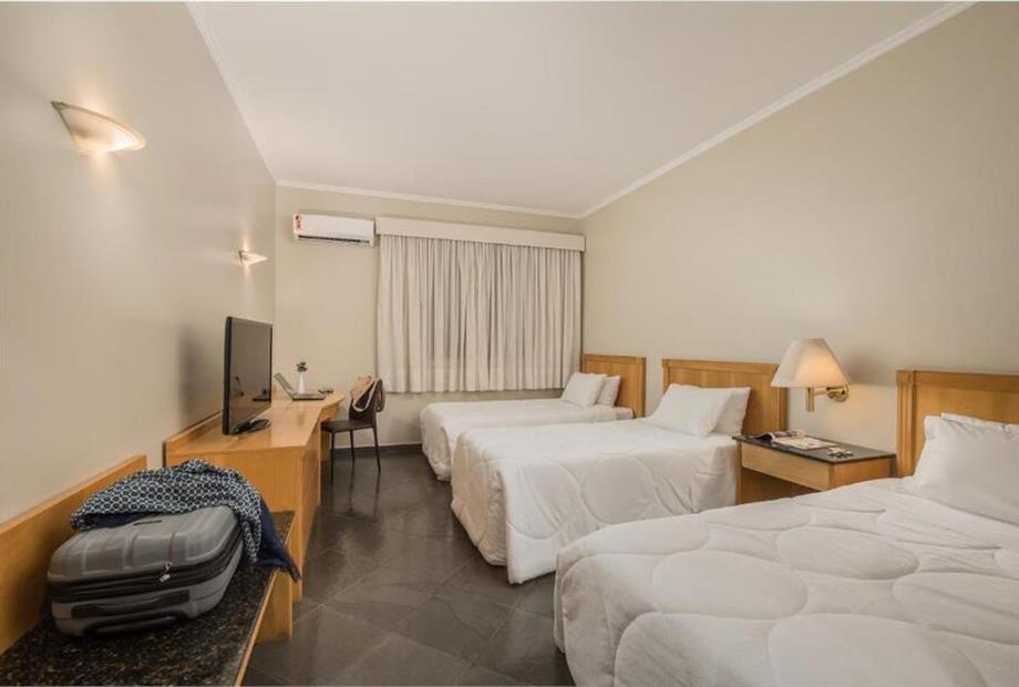 luxo triplo - 3 camas de solteiro 2.jpg