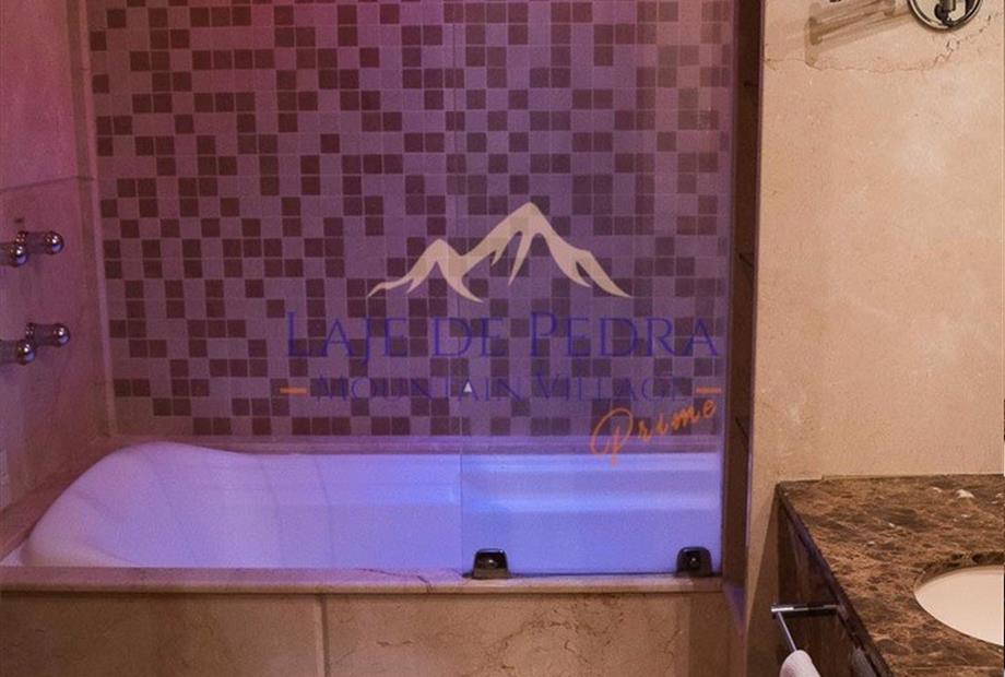 studio royal prime 06.jpg