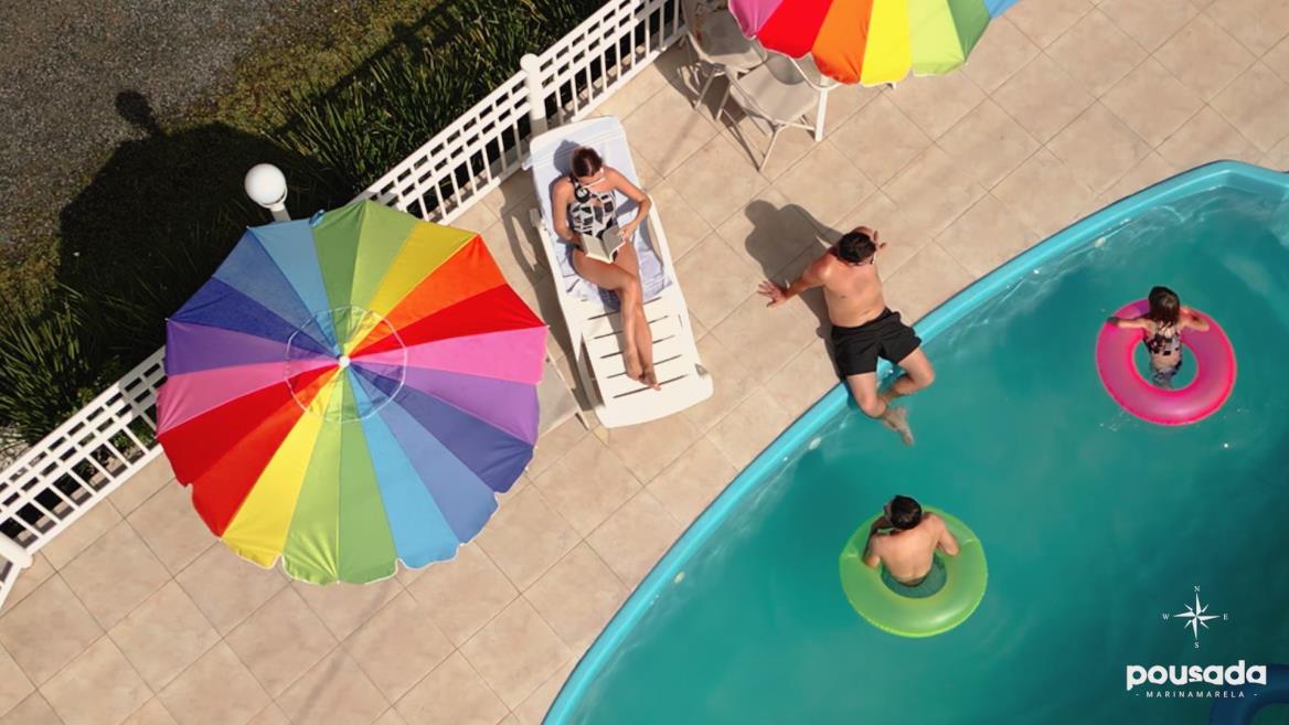 piscina.jpg