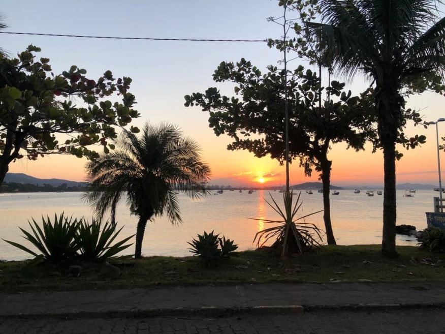 por do sol frente ao hotel.jpeg