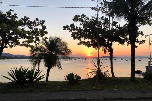 por do sol frente ao hotel.jpeg