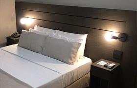 APARTAMENTO SUPERIOR CASAL de San Diego Suites Lourdes