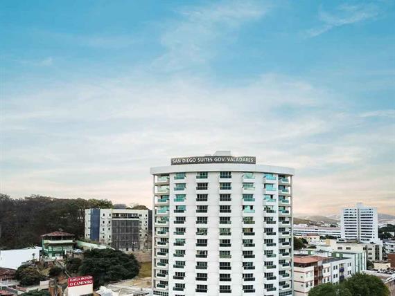 foto fachada atualizada_11zon.jpg