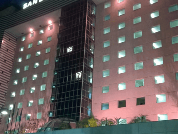 FACHADA OUTUBRO ROSA.png