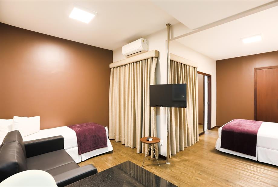 SUPERIOR TRIPLO CASAL.jpg