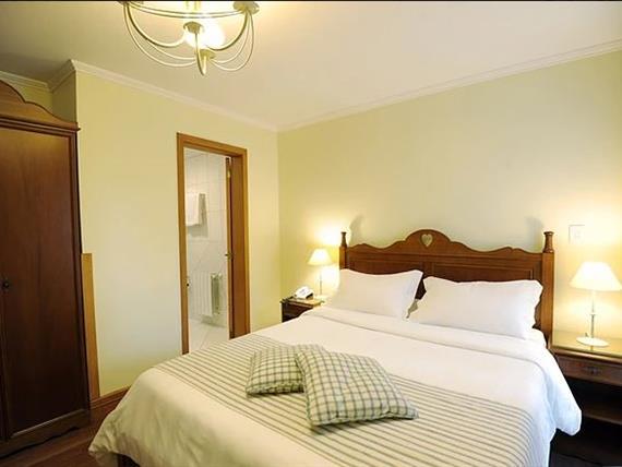 apartamento hortênsia rosa 3.JPG