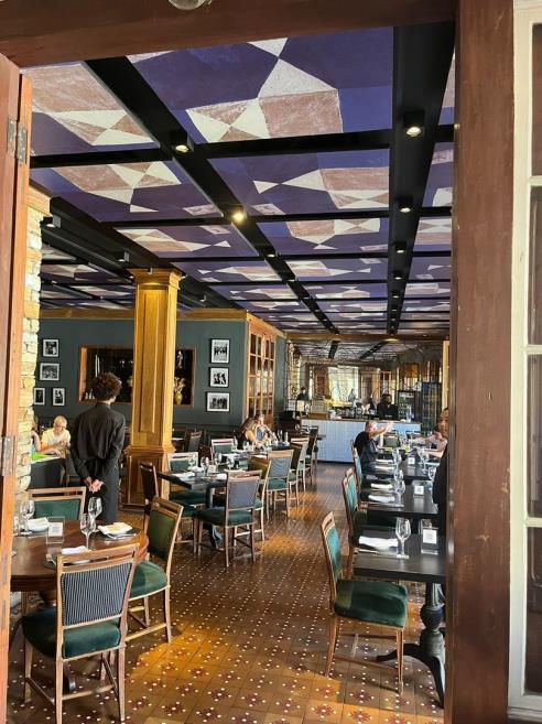 foto restaurante.jpeg