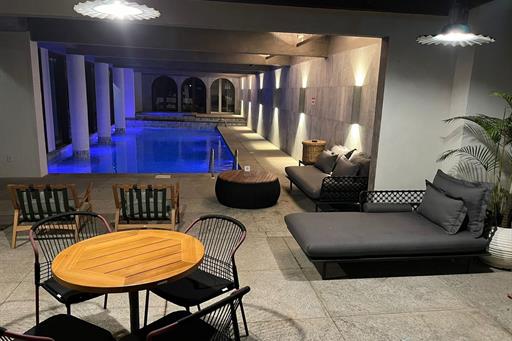 foto piscina reformada.jpeg