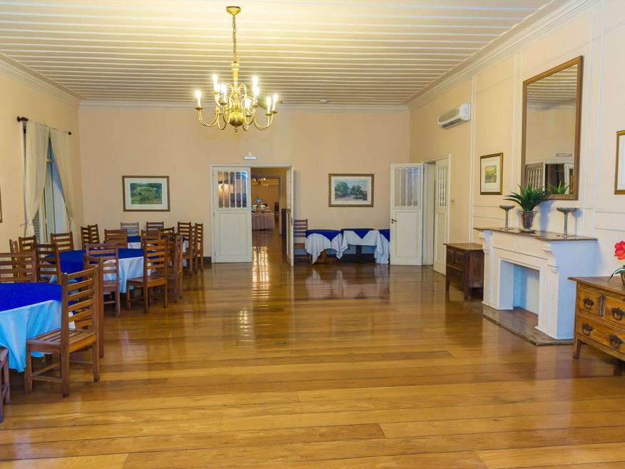 sala╠âo-colonial-1.jpg