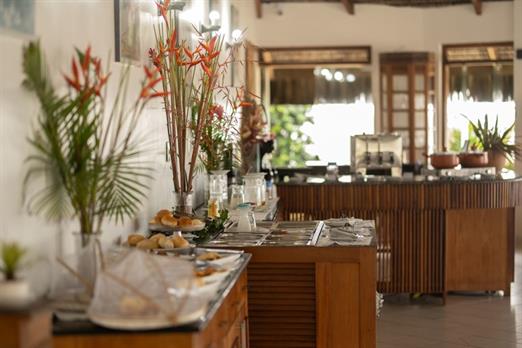 cafe da manha red.jpg