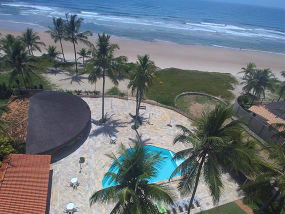 praia e piscina aerea.jpg