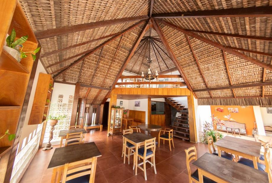 restaurante emporio.jpg