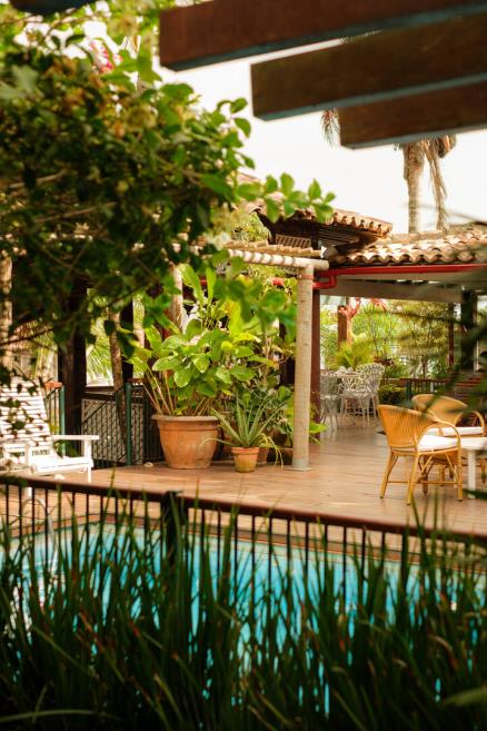 piscina e deck.jpg
