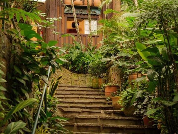 jardins com torre.jpg