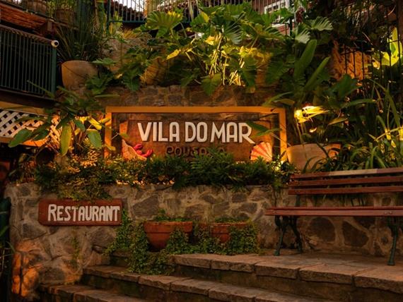 placa vm e restaurante.jpg