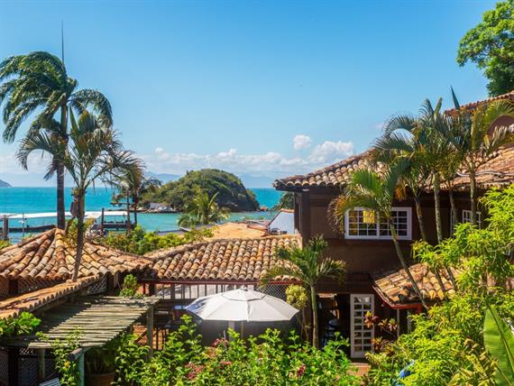 fachada favorita omnibees p.jpeg