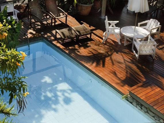 piscina 08 instagram.jpg