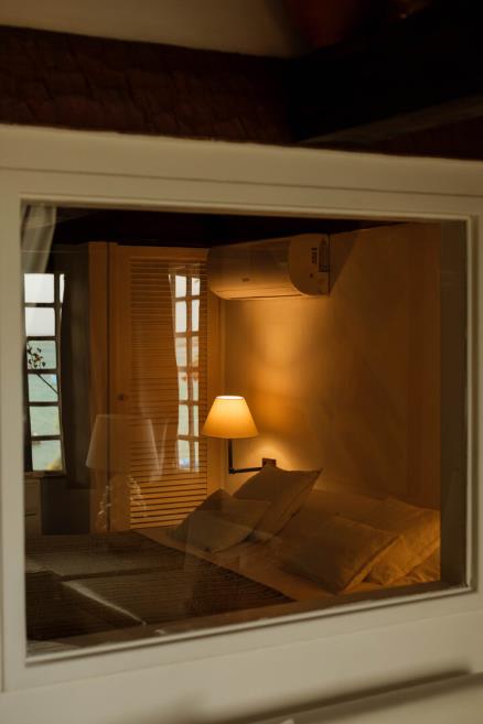 quarto vista mar vidro.jpg