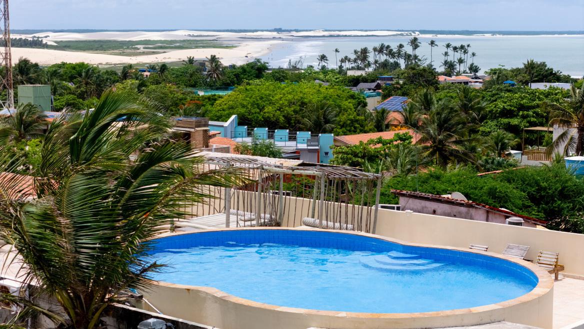 hotel maré mansa - piscina dia 2.jpg