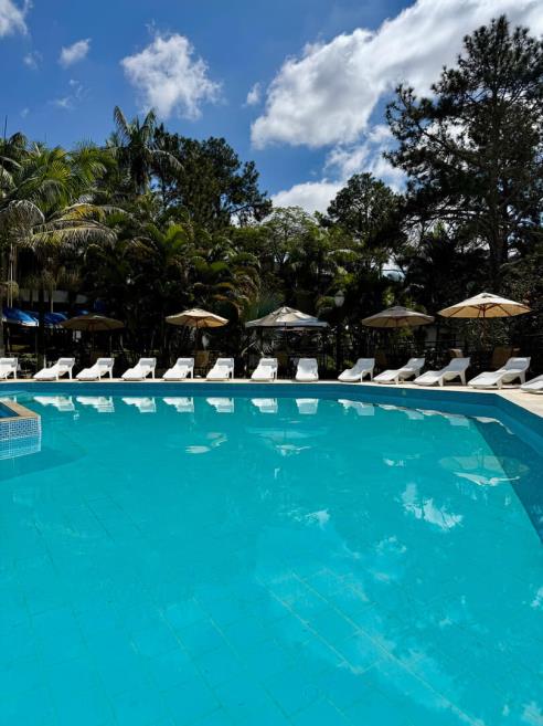 hotel_green_hill_piscina_externa1.jpg