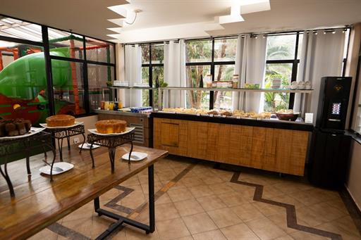 hotel_green_hill_cafe_da_manha5.jpg