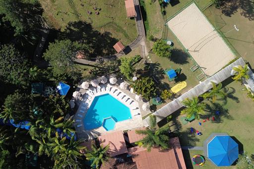 hotel_green_hill_lazer_piscina_quadras.jpg