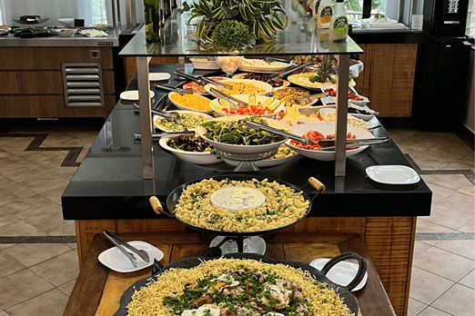 green hillrestaurante aroeira.png