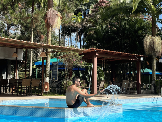 green hillpiscina.png