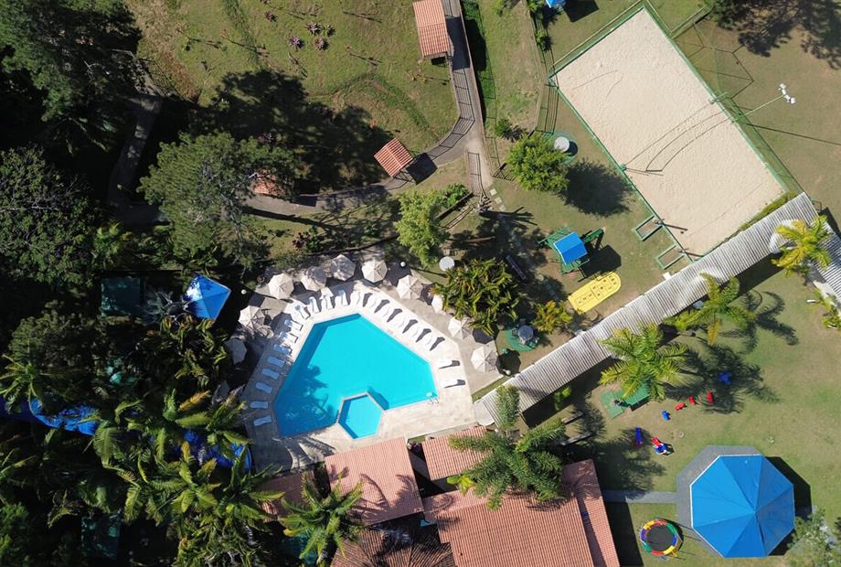 hotel_green_hill_lazer_piscina_quadras.jpg