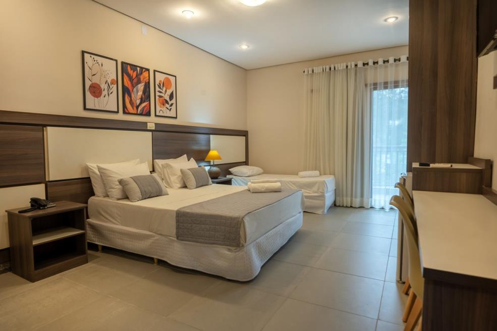 hotel_green_hill_suite_executiva_dentro.jpg